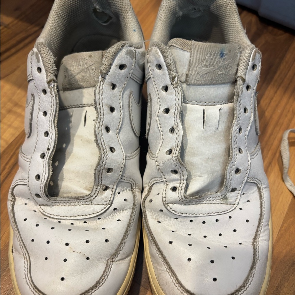 Nike Air Force 8.5 US White Sneakers, USED / WORN AS SHOWN